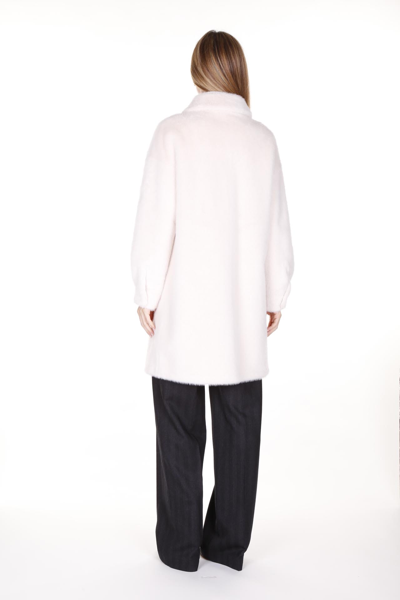 Violanti, Cappotto